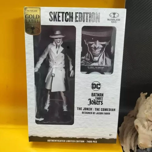 McFarlane DC Multiverse Gold Label Collection Batman Three Jokers - Joker The Comedian (Sketch Edition) Action Figure (18cm) - Image 1