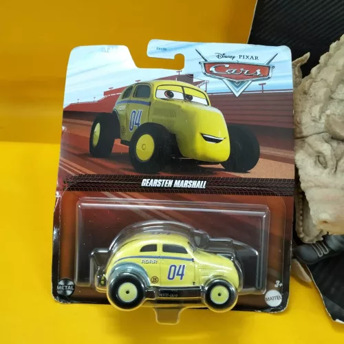 1:55 Disney Pixar: Cars On The Road - Gearsten Marshall (HKY32) - Image 1