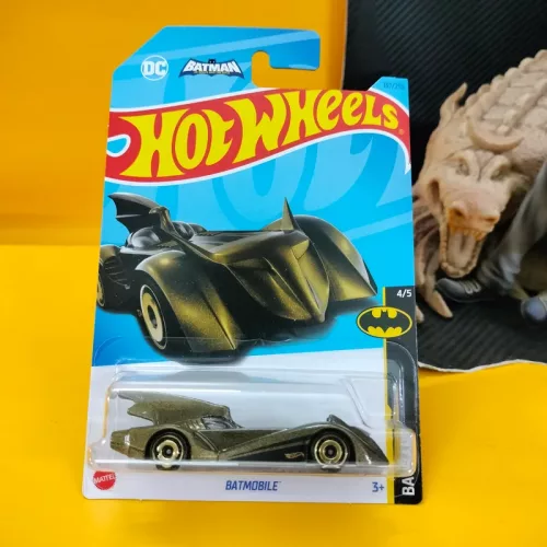 Batmobile – MF (Dark Gold) #137 - Image 1