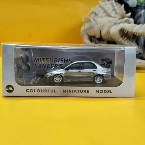 CM MODEL - Mitsubishi Lancer EVO IX 9 Widebody Silver + EXTRA WHEELS - Image 1