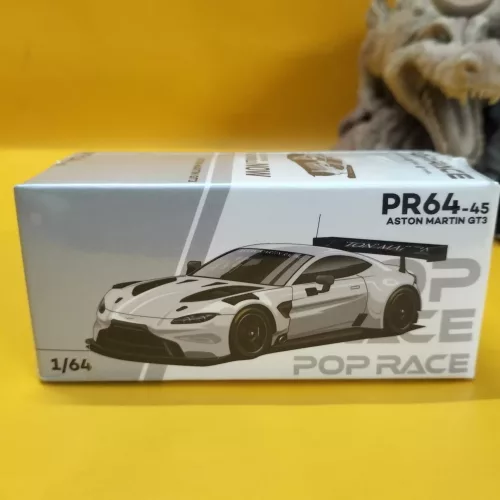 POP RACE - ASTON MARTIN GT3 WHITE - Image 1