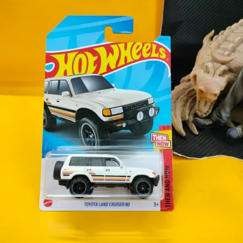 Toyota Land Cruiser 80 (White) #204 - Image 1
