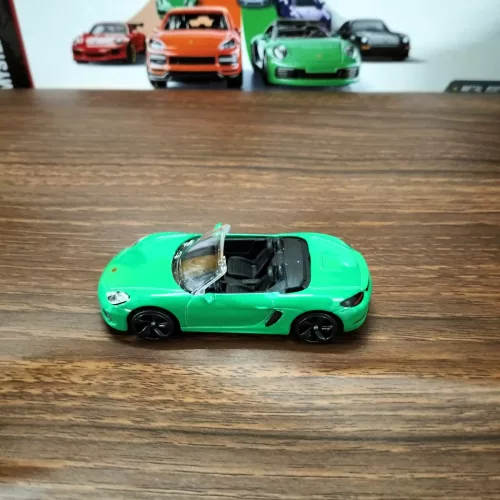 Majorette: Porsche 718 Boxster Green UNCARDED - Image 1
