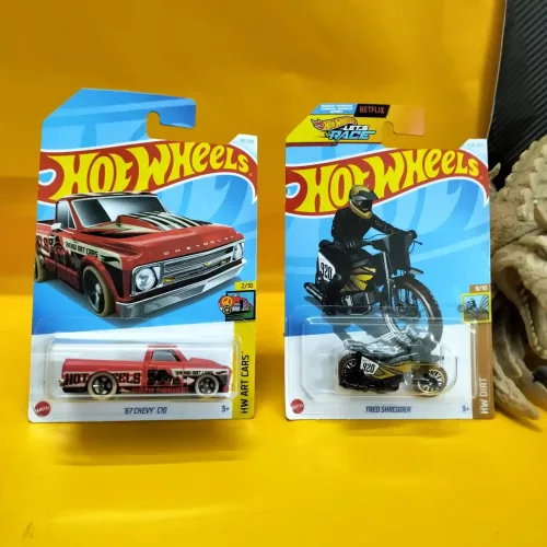 Hot wheels : 2 Cards Set (COMBO P1) - Image 1