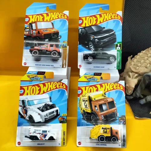 Hot wheels : 4 Cards Set  (COMBO P12) - Image 1