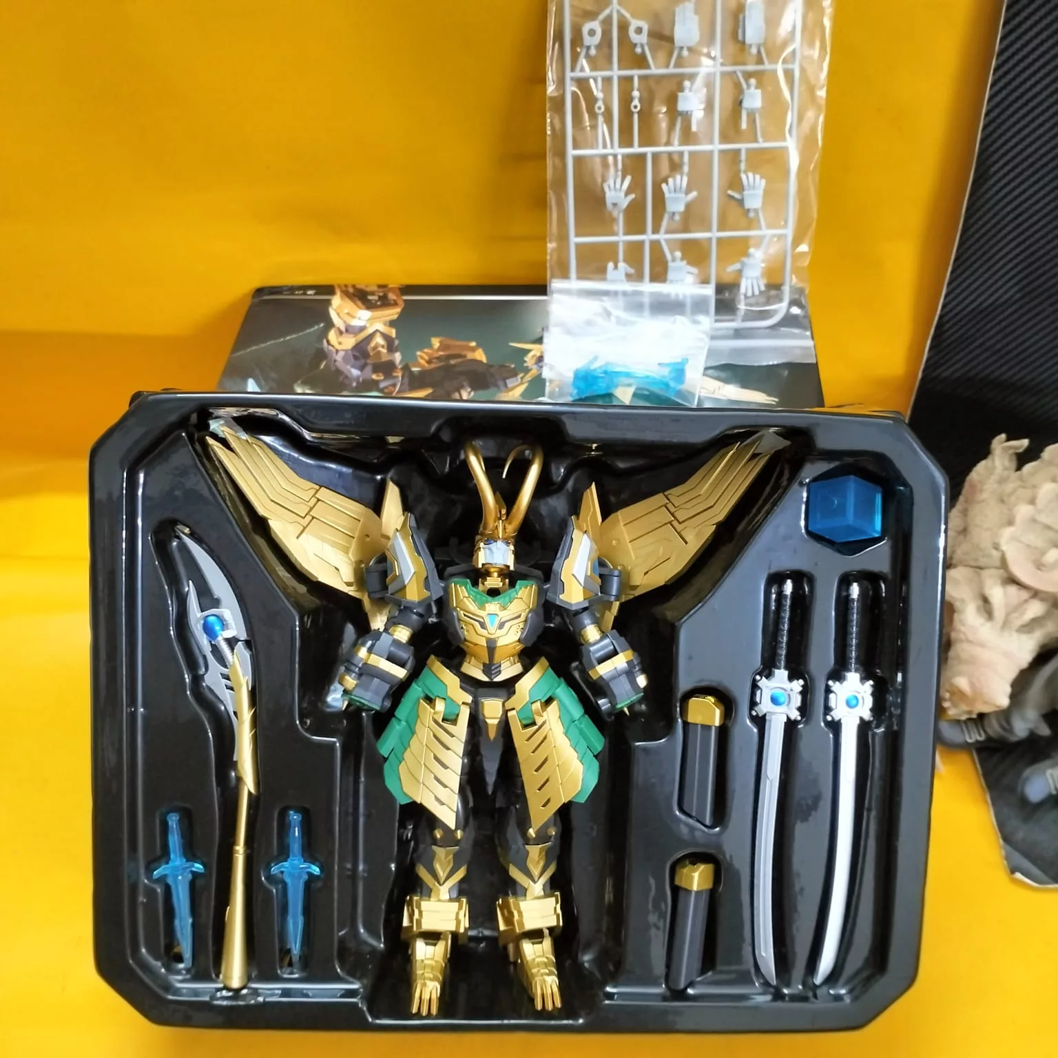 PANGU TOYS PT-11 Loki