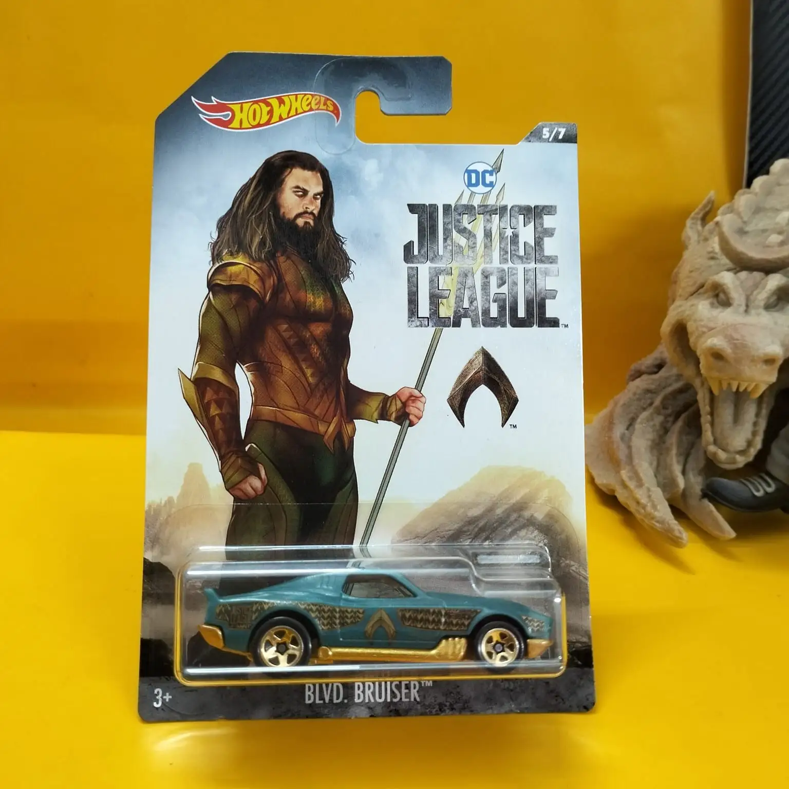 Hot Wheels AQUAMAN BLVD. BRUISER Gbuy