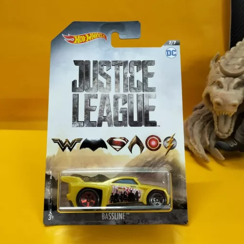 Hot Wheels JUSTICE LEAGUE – BASS LINE - Image 1