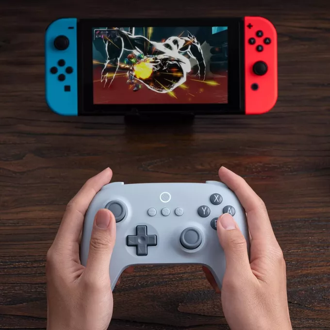 8Bitdo (Blue) in hand