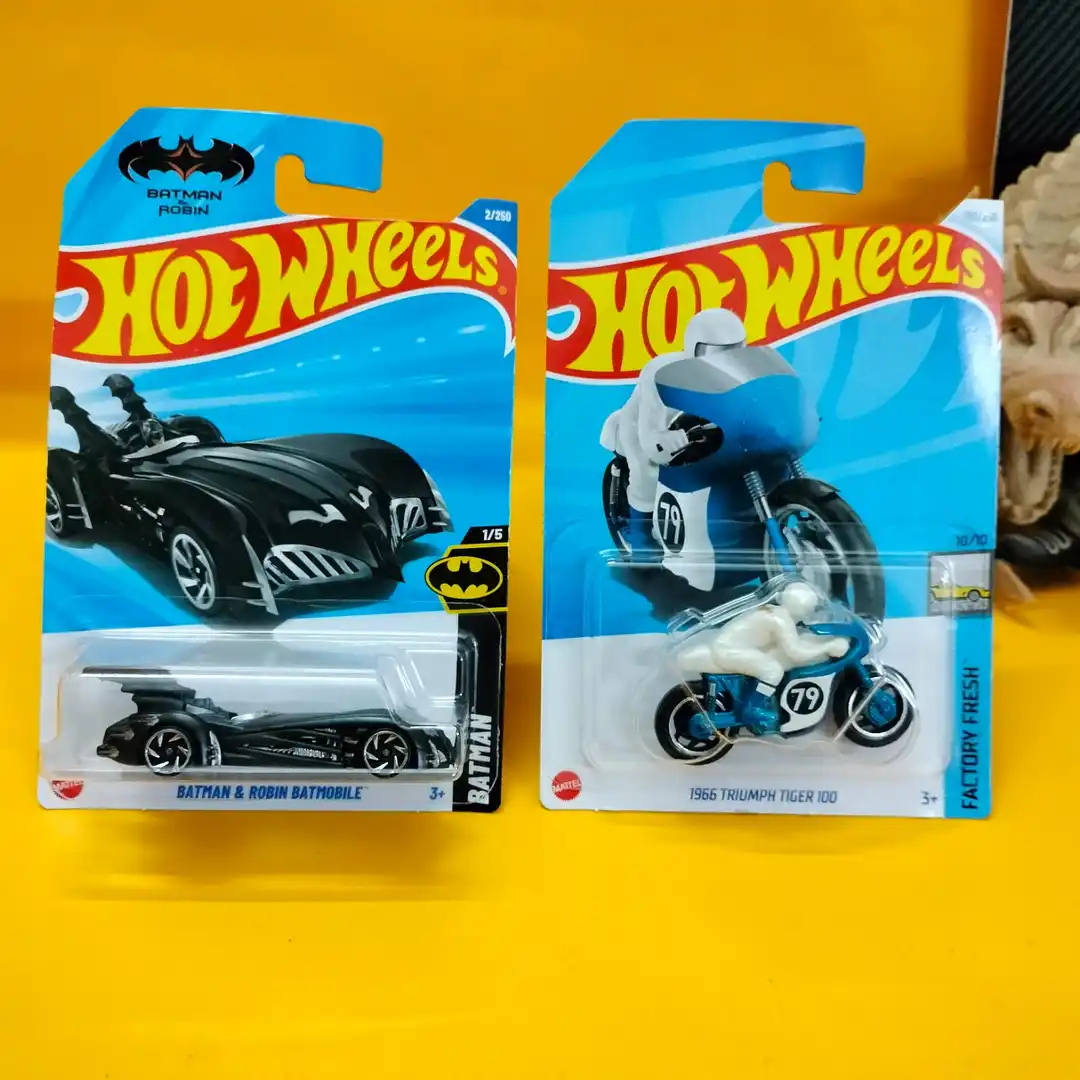 Hot Wheels 2 Card COMBO A18