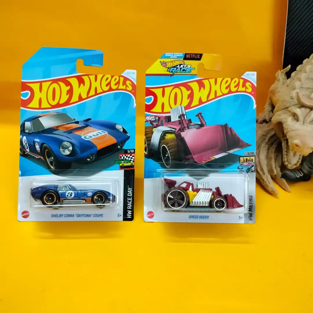 Hot Wheels 2 Card COMBO A8