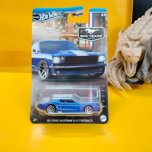 (Chase) '65 Ford Mustang 2+2 Fastback - Image 1