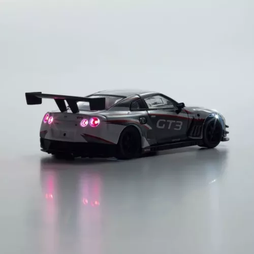 KYOSHO: NISSAN GT-R NISMO GT-3 (WHITE / PRESENTATION) - Image 3