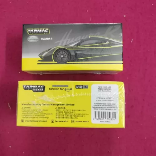 Tarmac Works 1/64 Pagani Huayra R Matt Black / Silver - GLOBAL64 - Image 1